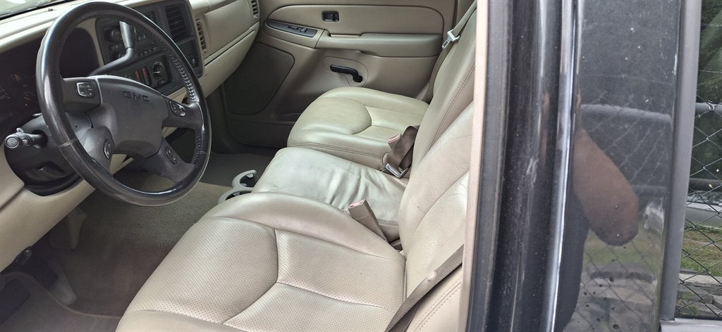2006 GMC Yukon SLE - Photo 10