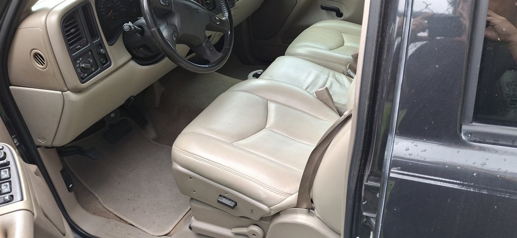 2006 GMC Yukon SLE - Photo 9