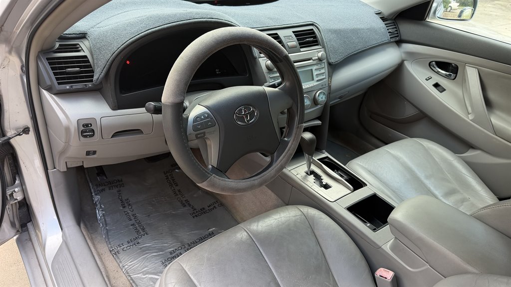 2008 Toyota Camry LE - Photo 10