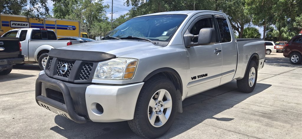 2005 Nissan Titan SE
