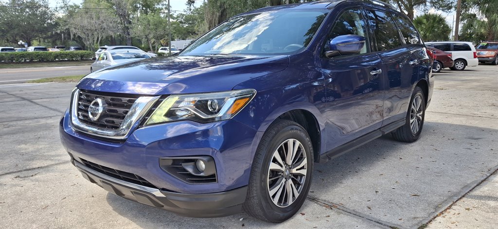 2017 Nissan Pathfinder