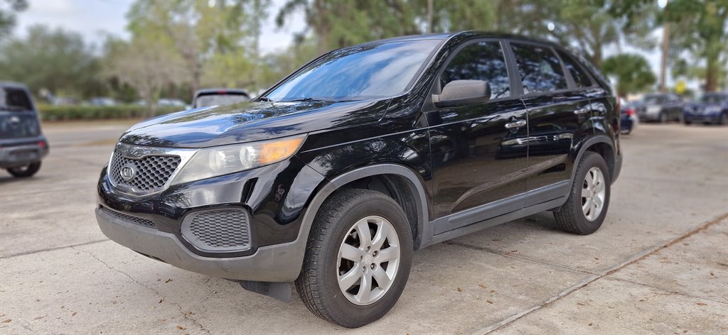 2011 Kia Sorento LX's photo